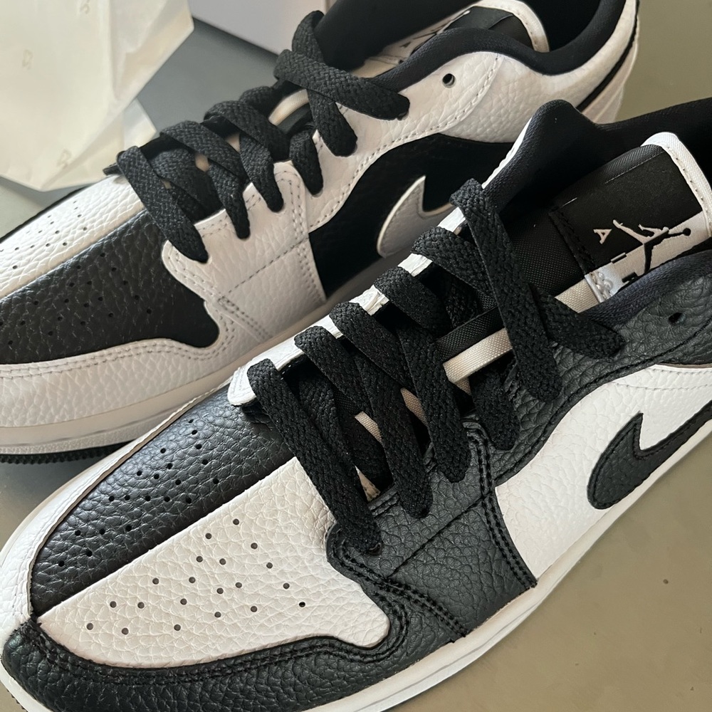 Women’s 2022 Air Jordan 1 Low SE Homage